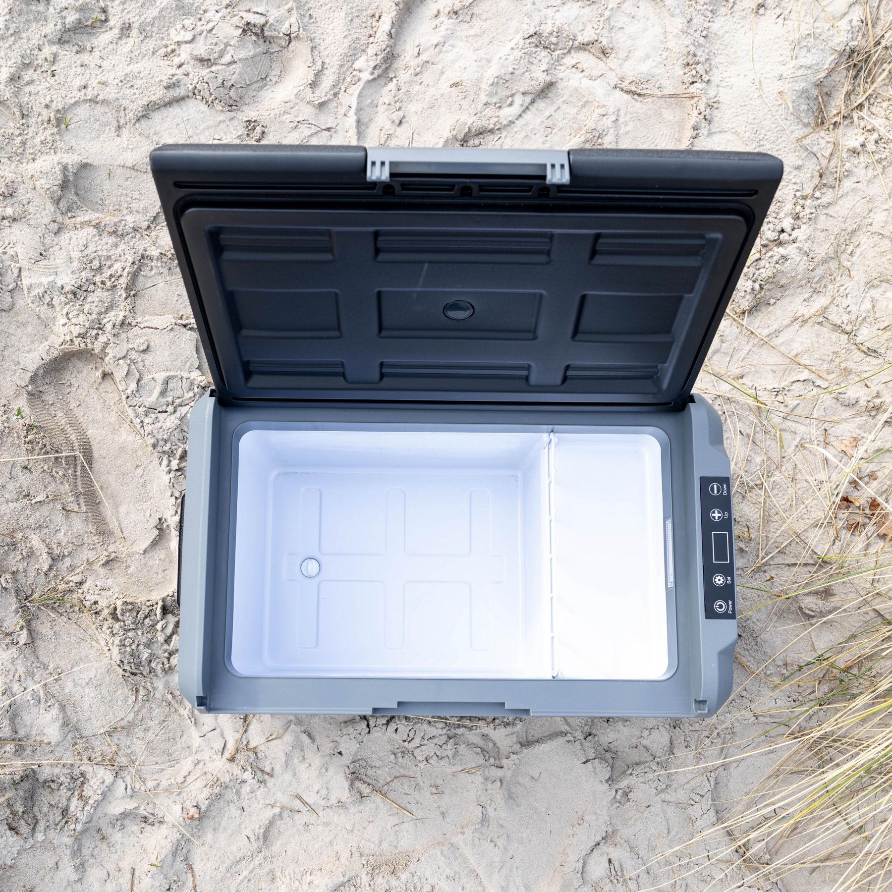 B40 Cool Freeze Box